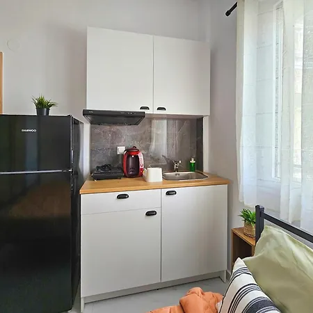 Exarhos شقة Paralía